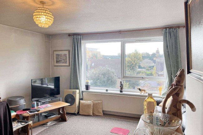 Flat 16, Grangewood 48/50, Upper Richmond Road, Putney SW15 2RN 2