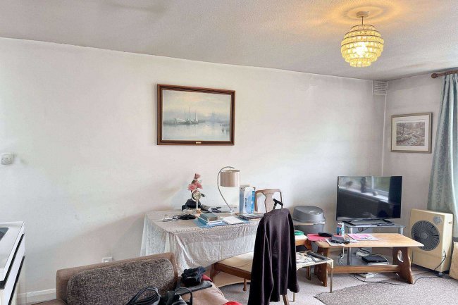 Flat 16, Grangewood 48/50, Upper Richmond Road, Putney SW15 2RN 2