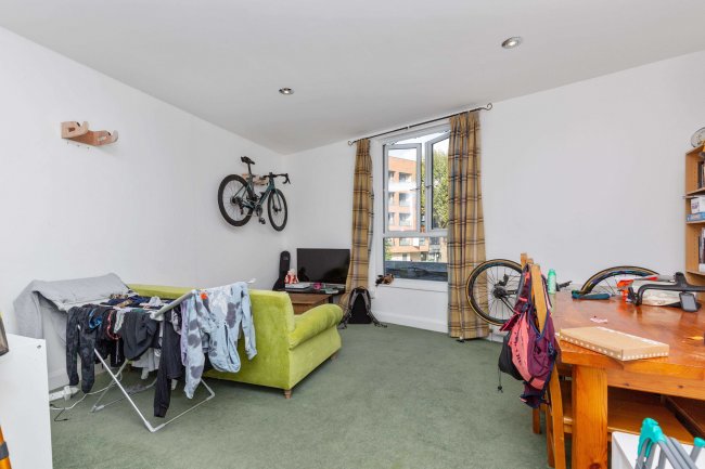 78-79 Grange Road, London, SE1 3BW 43