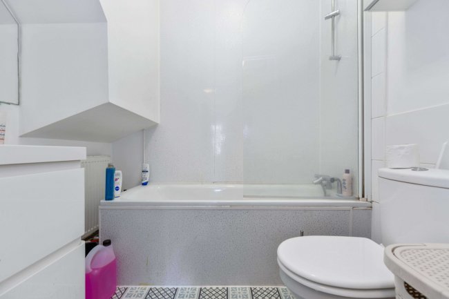 78-79 Grange Road, London, SE1 3BW 43