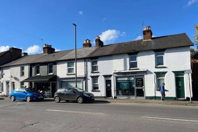 105 High St, Egham, TW20 9HQ 17