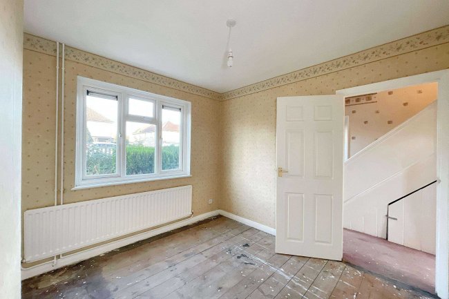 79 Ladyfield Road, Chippenham, Wiltshire, SN14 0AW 8