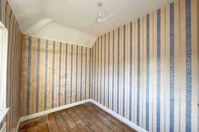 79 Ladyfield Road, Chippenham, Wiltshire, SN14 0AW 8