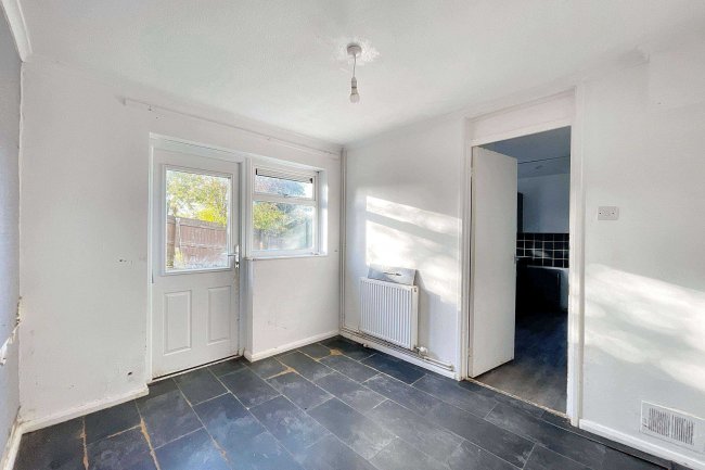 37 Pockeridge, Corsham, Wiltshire, SN13 9SB 1