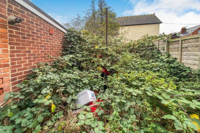 46 Howard Street, Gloucester, Gloucestershire, GL1 4UU 1