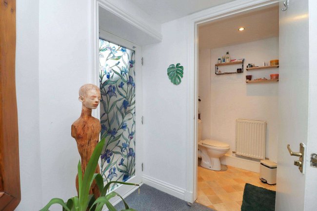 40 Bellevue Road, Edinburgh, EH7 4DB 9