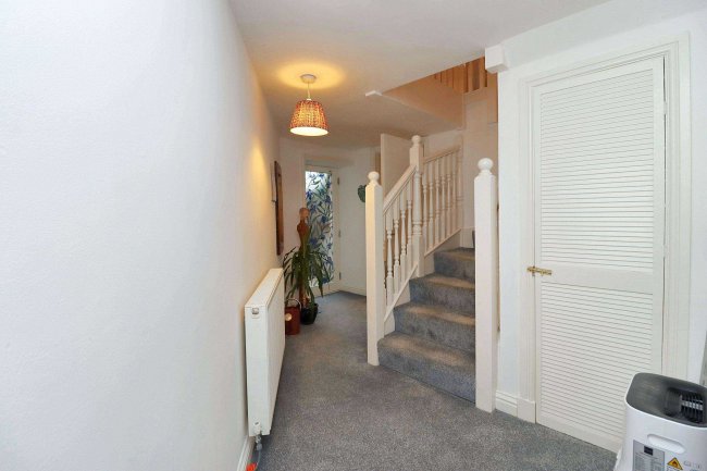 40 Bellevue Road, Edinburgh, EH7 4DB 9