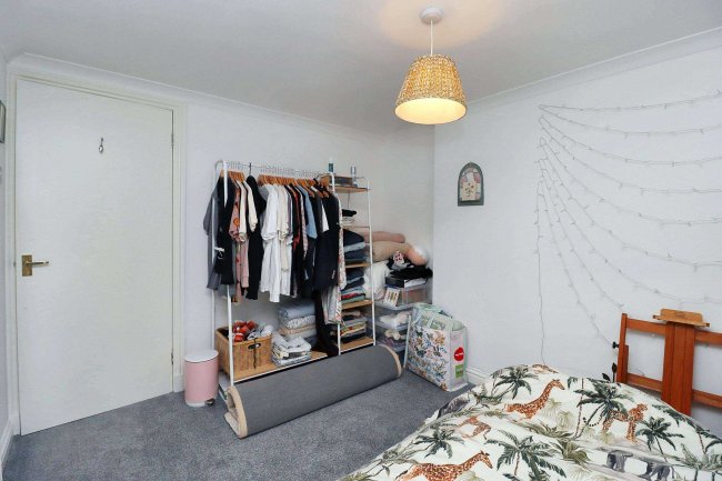 40 Bellevue Road, Edinburgh, EH7 4DB 9