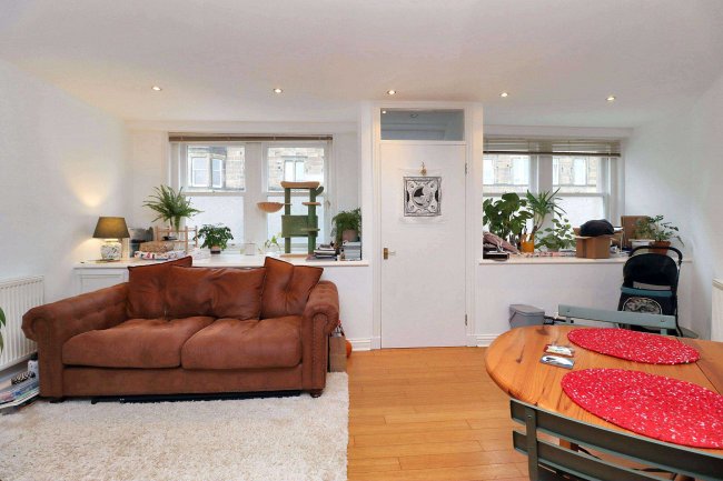 40 Bellevue Road, Edinburgh, EH7 4DB 9