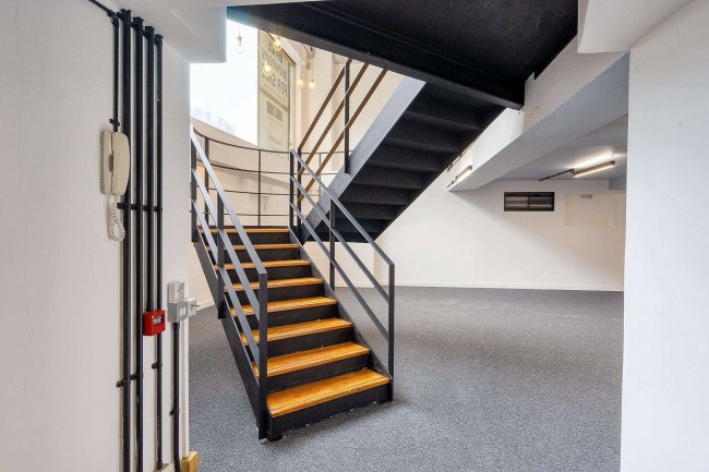 250 Goswell Road, London EC1V 7EB 15