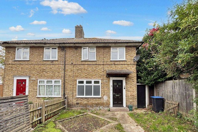 95 Melville Road, Harlesden, London NW10 8BT 6