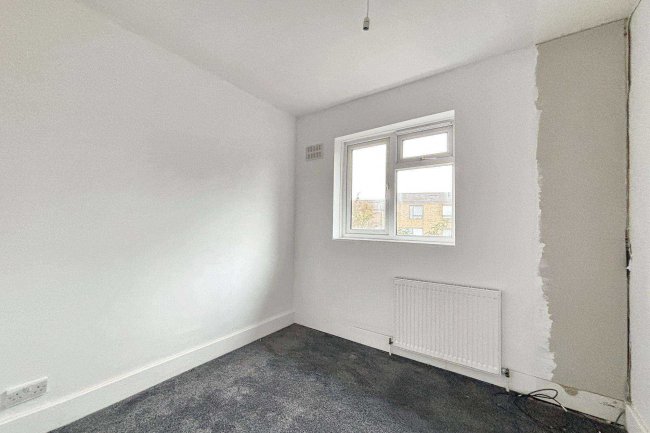 95 Melville Road, Harlesden, London NW10 8BT 6