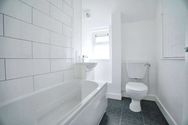 47 Potley Lane, Corsham, Wiltshire, SN13 9RX 3