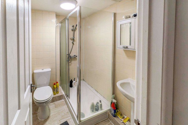 Flat 1, 99 London Road, Teynham, Sittingbourne, Kent ME9 9QL 3