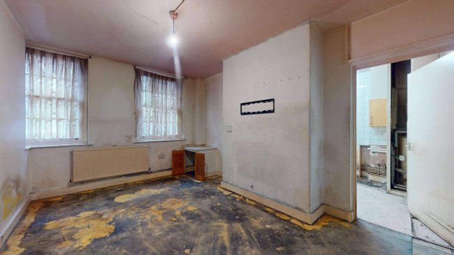 Flat 3, Block B, Peabody Estate, Camberwell Green, London, SE5 7BE 2