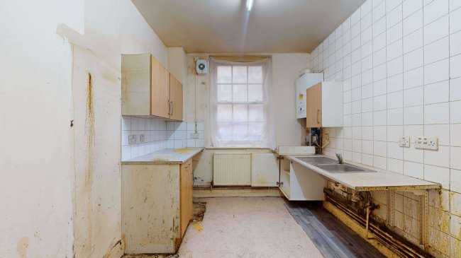 Flat 3, Block B, Peabody Estate, Camberwell Green, London, SE5 7BE 2