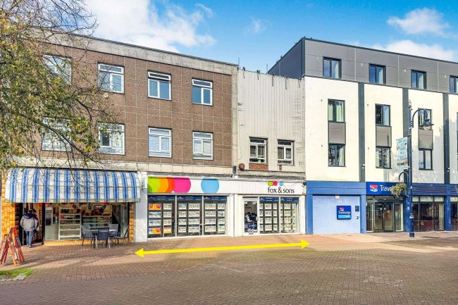 10/11 High Street Gosport, Hampshire PO12 1BX 27