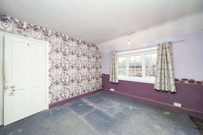 8 Avondale Rd, Aldershot, GU11 3HQ 10