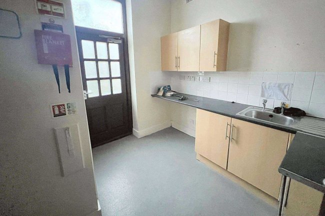 10 Canterbury Road, Ashford, TN24 8JX 6