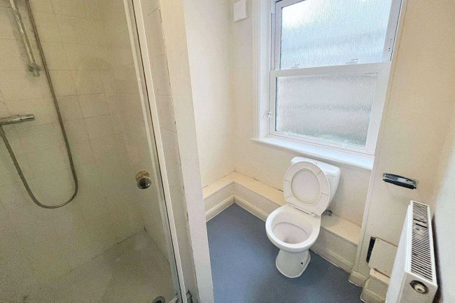 10 Canterbury Road, Ashford, TN24 8JX 6