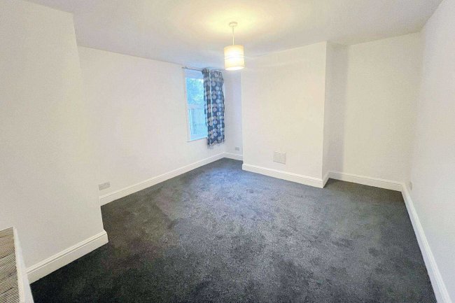 10 Canterbury Road, Ashford, TN24 8JX 6