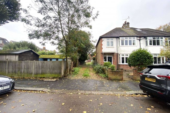 Land to rear of 15 Connaught Road, Teddington, TW11 0PP 5