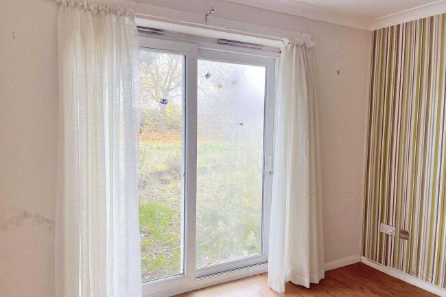 Heathlands, Chequers Lane, Walton-on-the-Hill, Surrey KT20 7ST 5