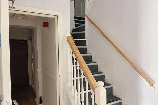 Heathlands, Chequers Lane, Walton-on-the-Hill, Surrey KT20 7ST 5