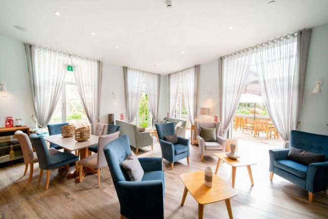 Apartment 14, Sutton Park Road, Seaford, BN25 1FA 7