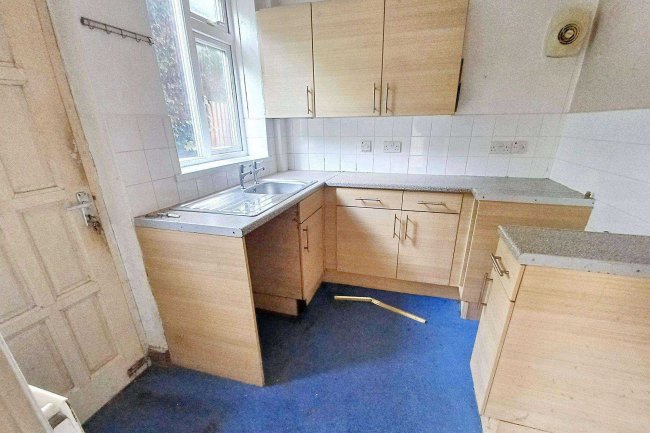 46 Sefton Road,Sale,Manchester,M33 7EW 10