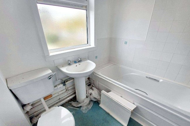 26 Moss Lane, Partington, M31 4EB 8