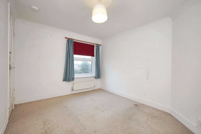 4 Dover Street, Maidstone, Kent, ME16 8LE 5