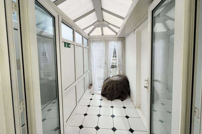 103 Lower Boxley Road, Maidstone, Kent, ME14 2UT 6