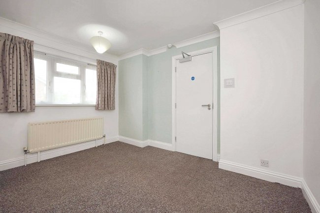 17 Sheldwich Close, Ashford, Kent, TN23 5RX 3