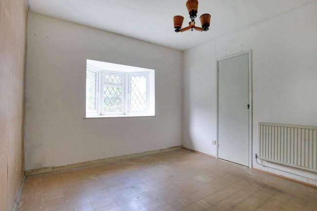 8 Ingle Close, Birchington, CT7 9EB 10