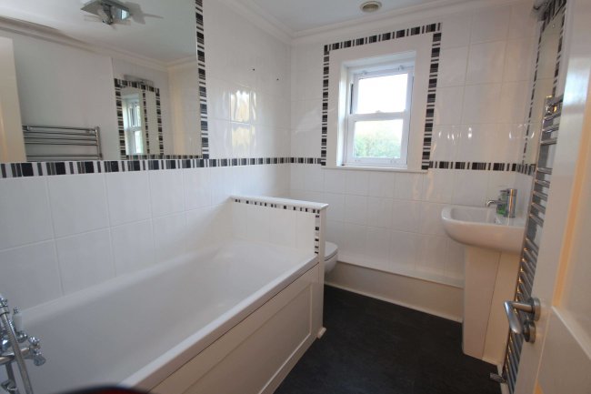 Early Cottage, Shripney Road, Bognor Regis, PO22 9NW 9