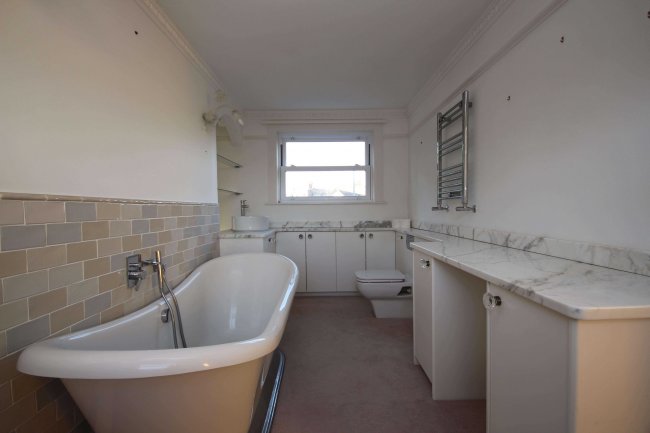 Early Cottage, Shripney Road, Bognor Regis, PO22 9NW 9