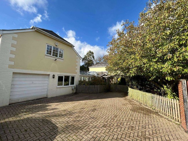 Early Cottage, Shripney Road, Bognor Regis, PO22 9NW 9