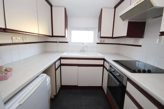 Early Cottage, Shripney Road, Bognor Regis, PO22 9NW 9