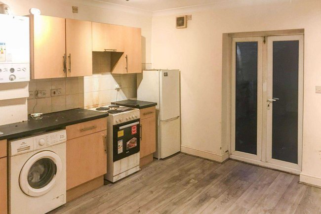 25 Seaforth Road, Westcliff-on-Sea,SS0 7SN 2