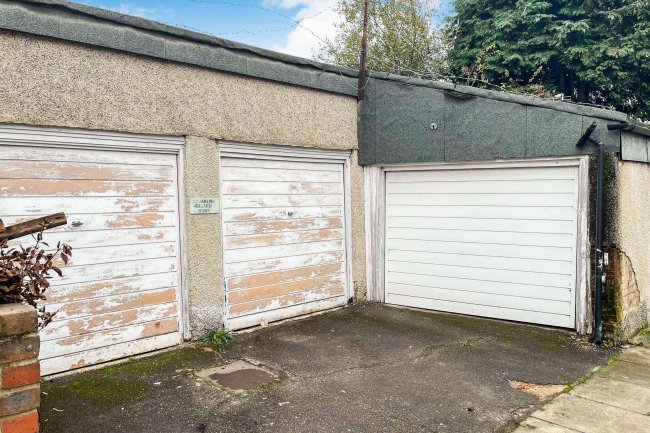 Land and garages adjacent to 2A Devon Road, Barking, Essex, IG11 7QY 7