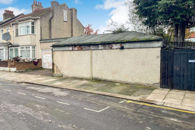 Land and garages adjacent to 2A Devon Road, Barking, Essex, IG11 7QY 7