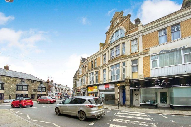 22a Commercial Street, Camborne, Cornwall, TR14 8JY 28