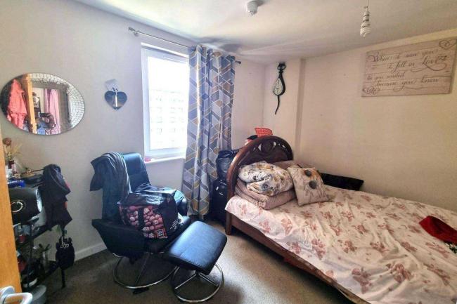 Flat 53, Regal House, Royal Crescent, Ilford, Essex, IG2 7JY 4