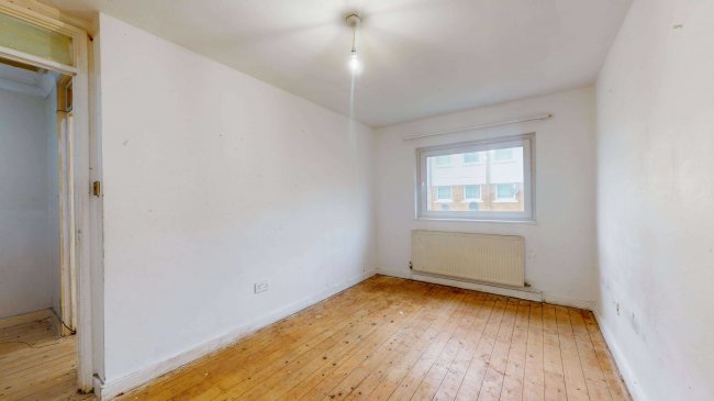 119 William Morley Close, East Ham, London, E6 1QZ 6