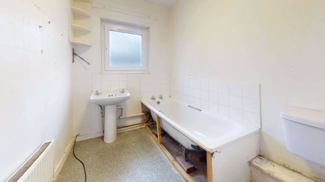 119 William Morley Close, East Ham, London, E6 1QZ 6