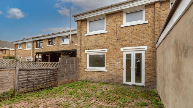 119 William Morley Close, East Ham, London, E6 1QZ 6