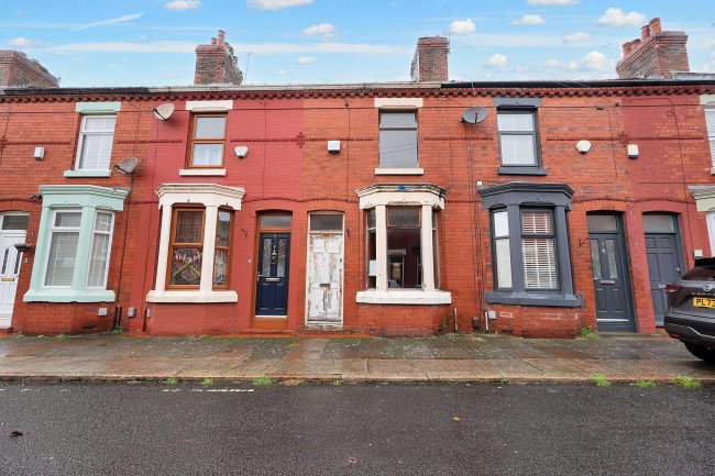 7 Bellmore Street, Liverpool, L19 1QR 1