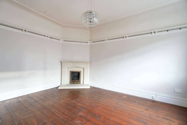 36 Rullerton Road, Wallasey, CH44 5XQ 4