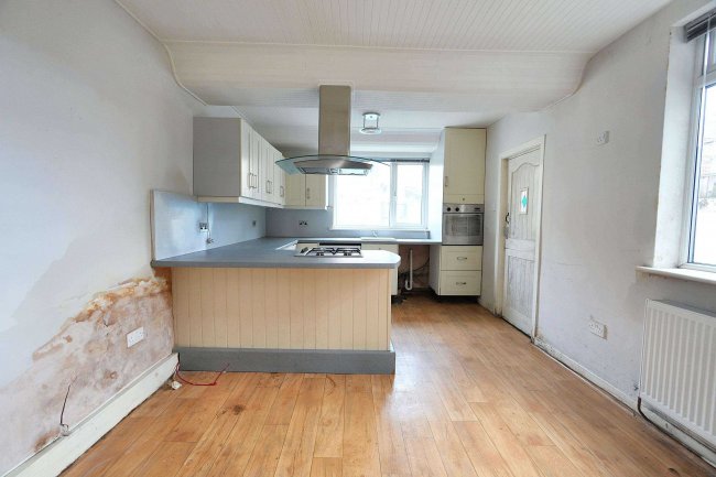 36 Rullerton Road, Wallasey, CH44 5XQ 4